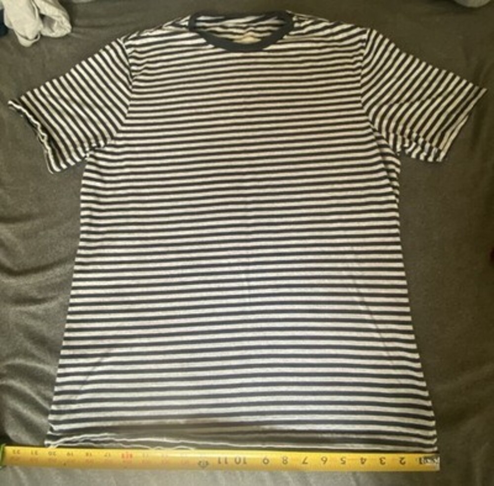 1 - Amazon Essentials boys Gray Striped Short Sleeve Crewneck T-Shirts XL